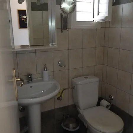 Apartment Evi,s House *