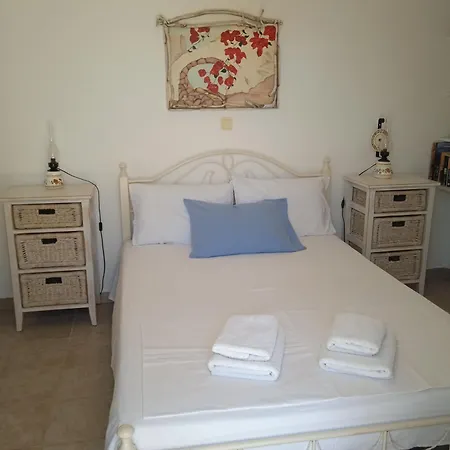 Evi,s House Parikia (Paros)